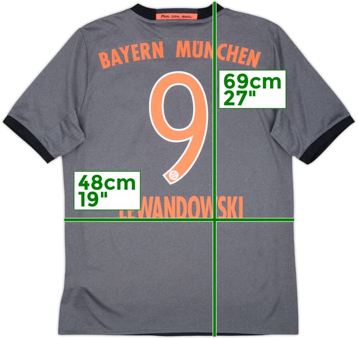 2016-17 Bayern Munich Away Shirt Lewandowski #9 - 8/10 - (15-16 Years)