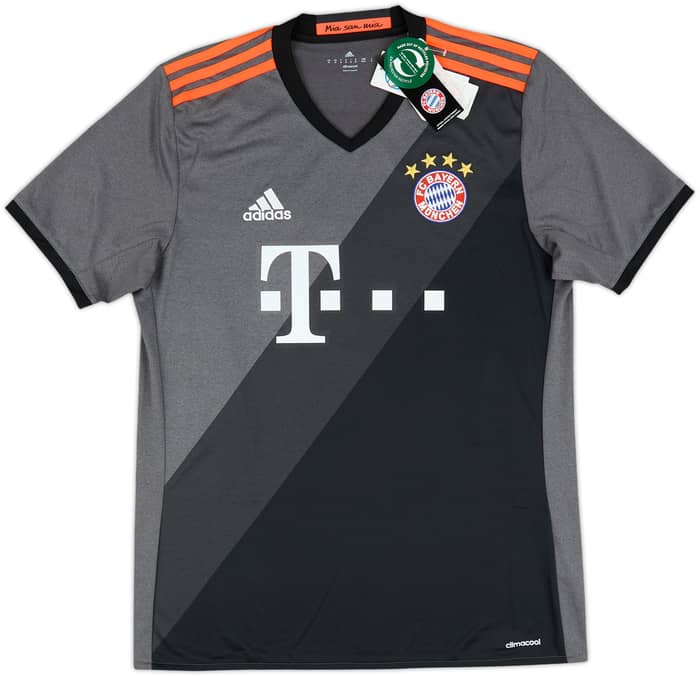 2016-17 Bayern Munich Away Shirt Lewandowski #9 (M)