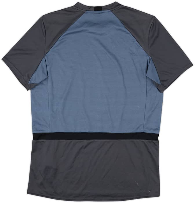 2022-23 Burnley Umbro Training Shirt - 9/10 - (M)