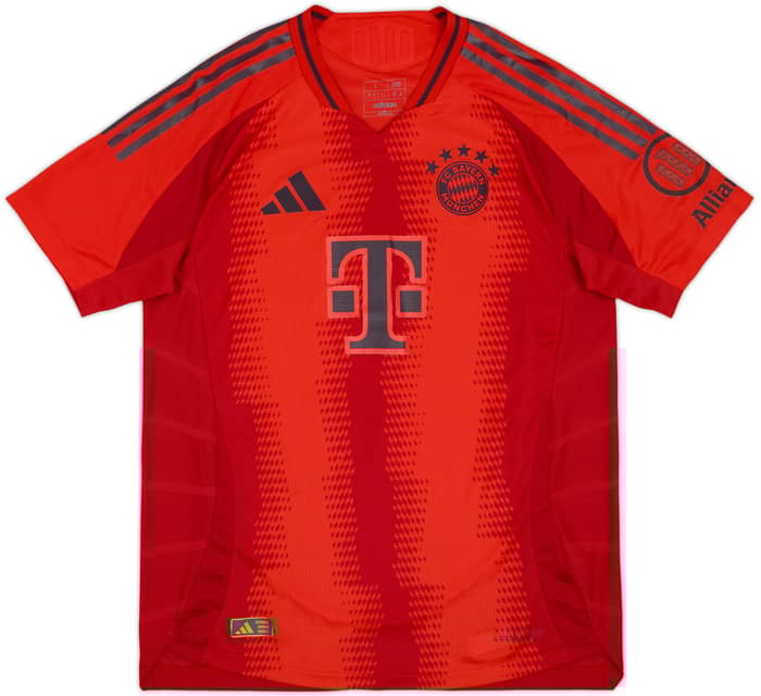 2024-25 Bayern Munich Authentic Home Shirt Muller #25 - 5/10 - (L)