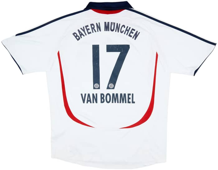 Camiseta de visitante del Bayern Munich 2006-07 Van Bommel #17 - 6/10 - (XL)