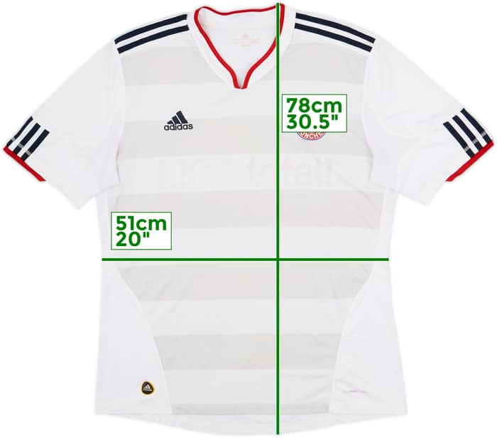 2010-11 Bayern Munich Away Shirt - 4/10 - (L)