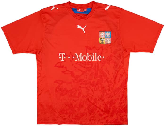 2006-08 Czech Republic Basic Home Shirt - 4/10 - (L)
