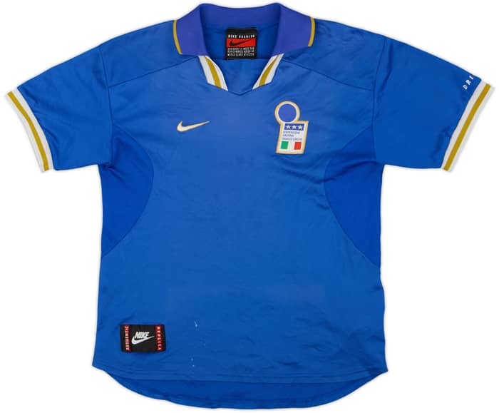 1996-97 Italy Home Shirt - 5/10 - (XL.Boys)