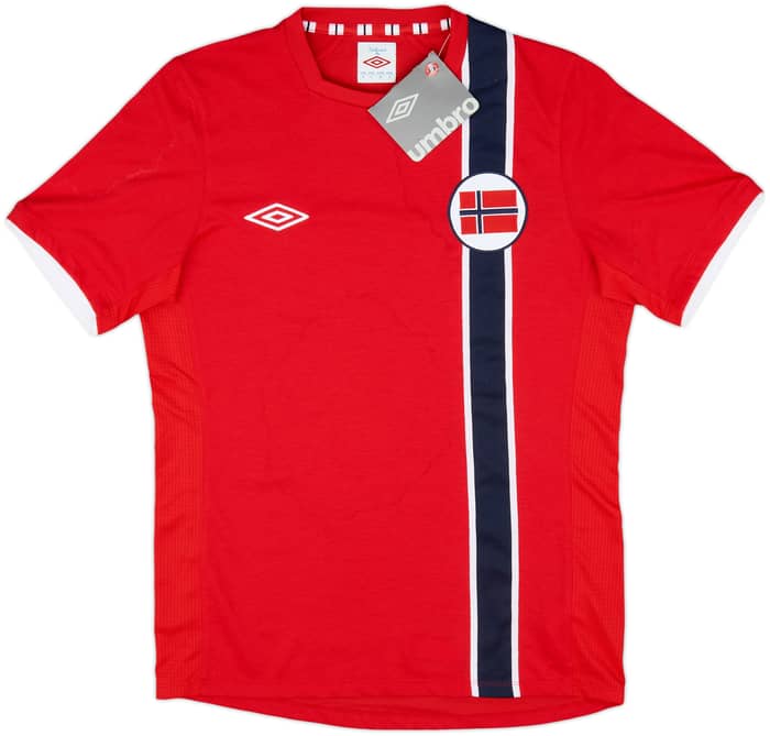 2012-13 Norway Home Shirt (S)