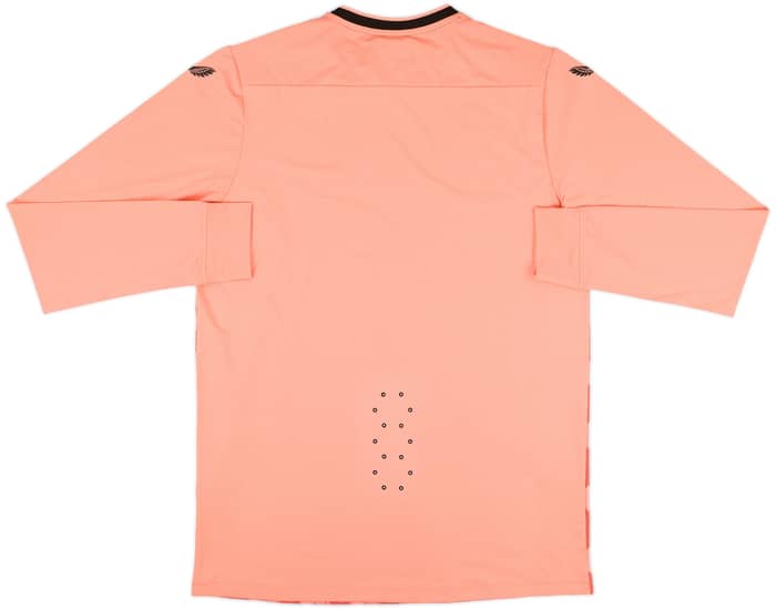 2022-23 Wolves GK Shirt (M)