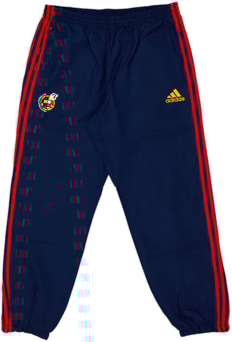 2010-11 Spain adidas Tracksuit (XL)