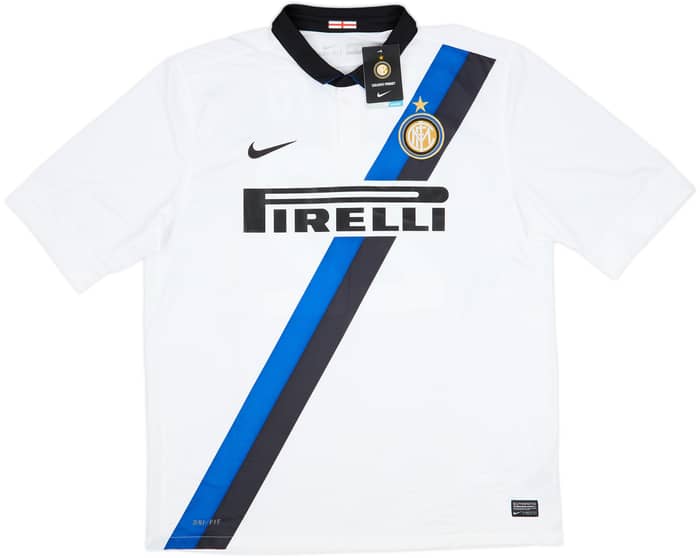 2011-12 Inter Milan Away Shirt Milito #22 (XL)