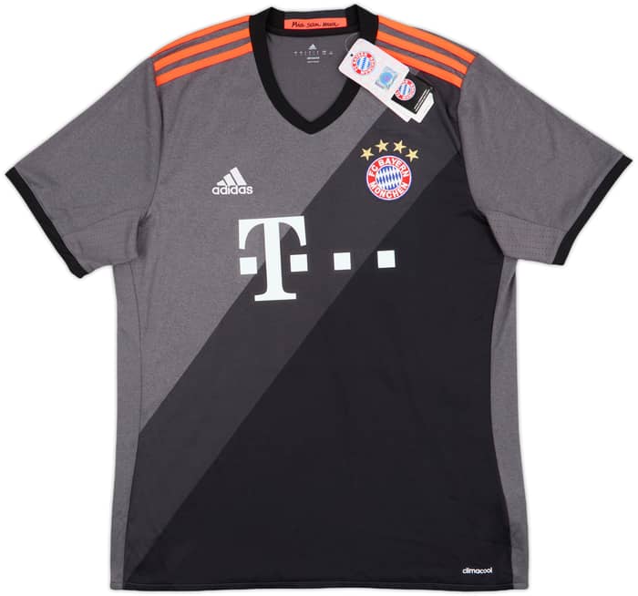 2016-17 Bayern Munich Away Shirt Muller #25 (L)