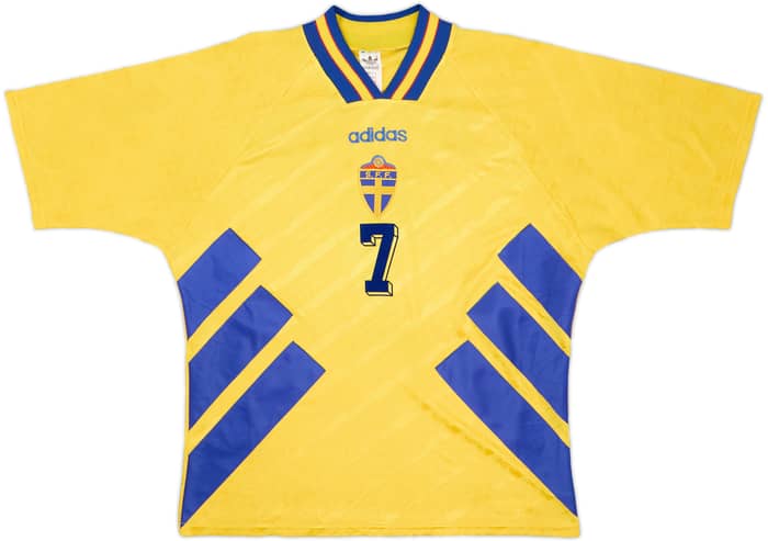 1994-96 Sweden Home Shirt Larsson #7 - 9/10 - (L)