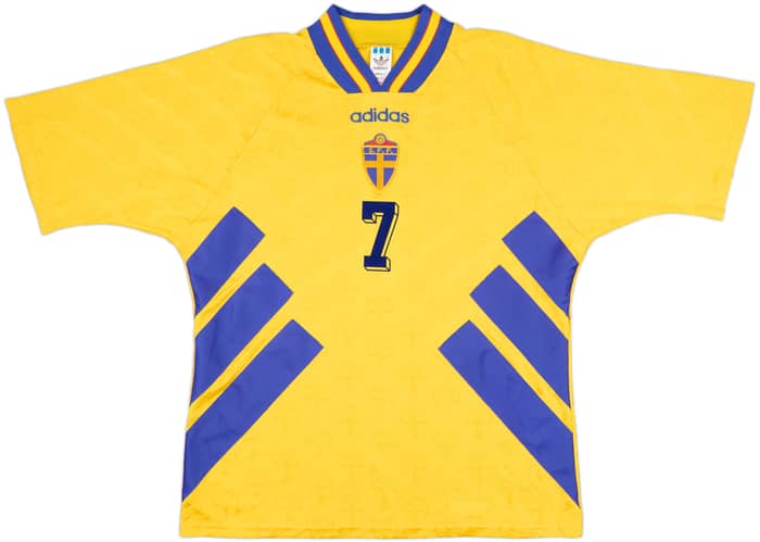1994-96 Sweden Home Shirt Larsson #7 - 9/10 - (L)