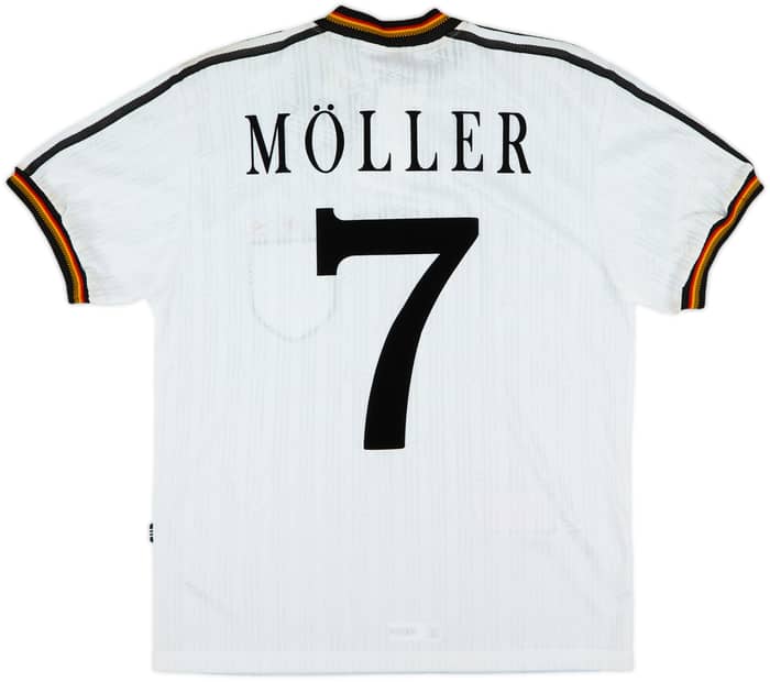 1996-98 Germany Home Shirt Moller #7 (S)