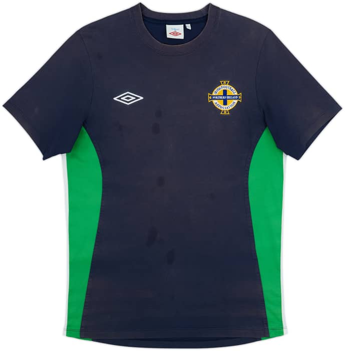 2010-12 Northern Ireland Umbro Cotton Tee - 4/10 - (M)