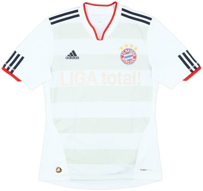 2010-11 Bayern Munich Away Shirt - 4/10 - (S)