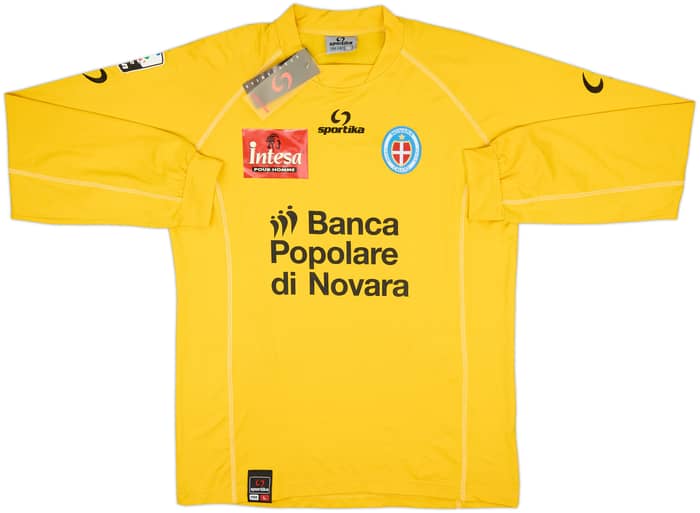 2010-11 Novara GK Shirt Ujkani #1 (L)