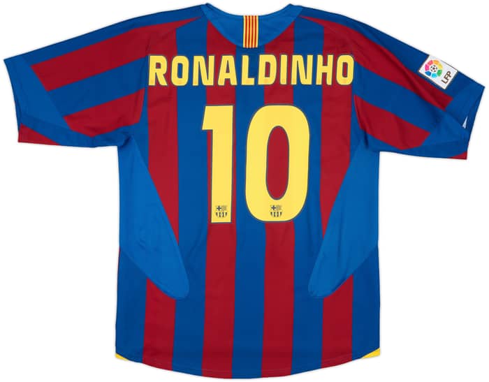 2004-05 Barcelona Home Shirt Ronaldinho #10 - 8/10 - (M)