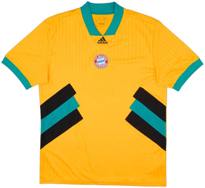 2022-23 Bayern Munich adidas Retro Icon Shirt Beckenbauer #5 - 6/10 - (S)
