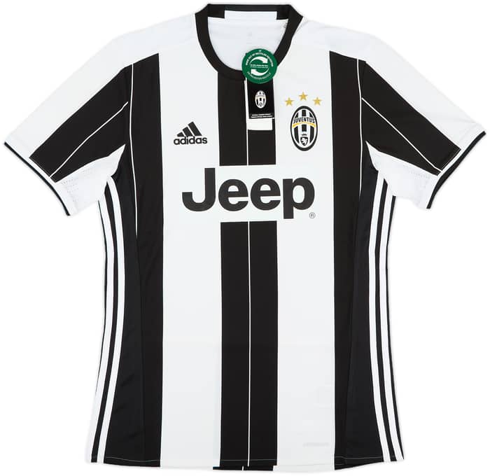 2016-17 Juventus Home Shirt (S)