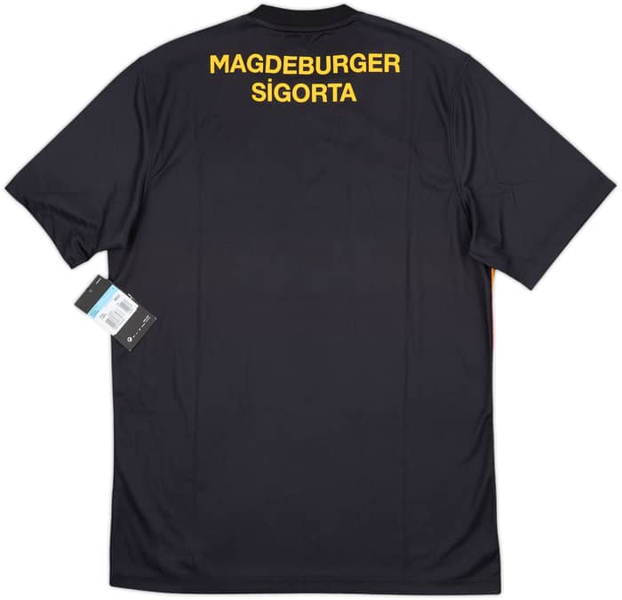 2021-22 Galatasaray Away Shirt (M)