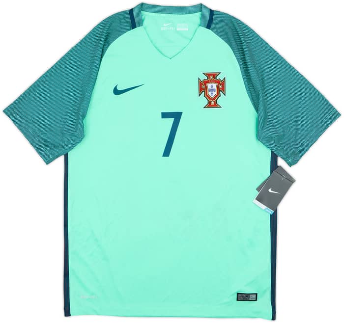 2016-18 Portugal Away Shirt Ronaldo #7 (M)