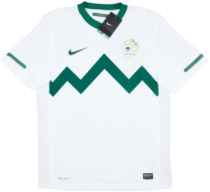 2010-11 Slovenia Home Shirt (M)