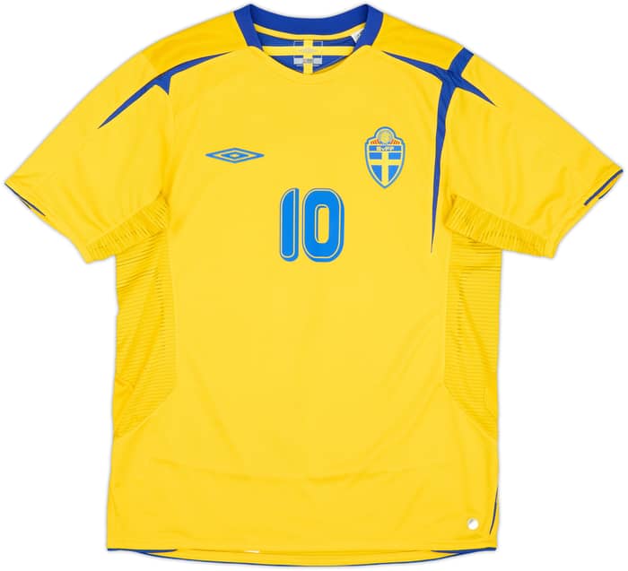 2005-06 Sweden Home Shirt Ibrahimovic #10 - 10/10 - (M)