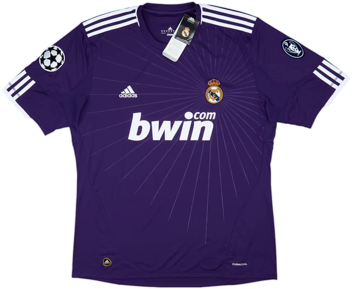 2010-11 Real Madrid CL Third Shirt Higuain #20 (XL)