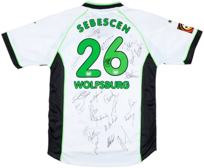1999-00 Wolfsburg Squad Signed Away Shirt Sebescen #26 - 6/10 - (S)