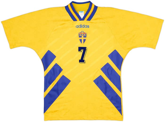 1994-96 Sweden Home Shirt Larsson #7 - 8/10 - (M)
