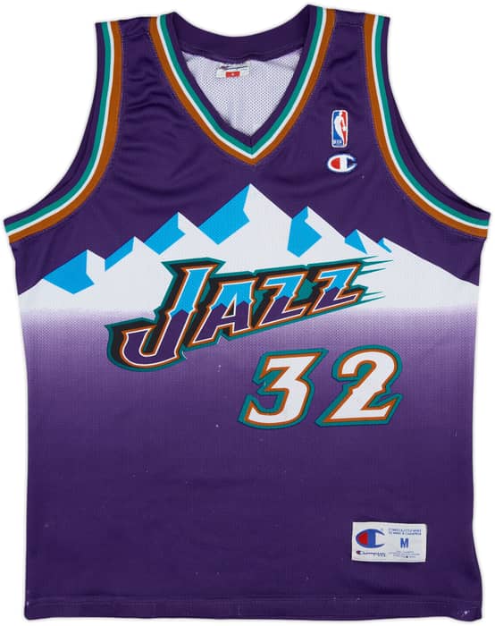 1996-03 Utah Jazz Malone #32 Champion Home Jersey - 8/10 - (M)