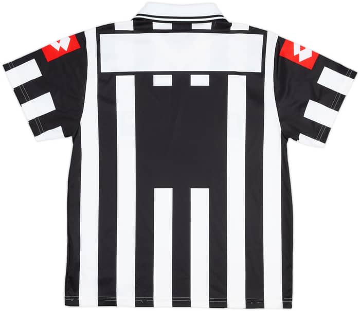 2001-02 Juventus Basic Home Shirt - 7/10 - (XL.Boys)