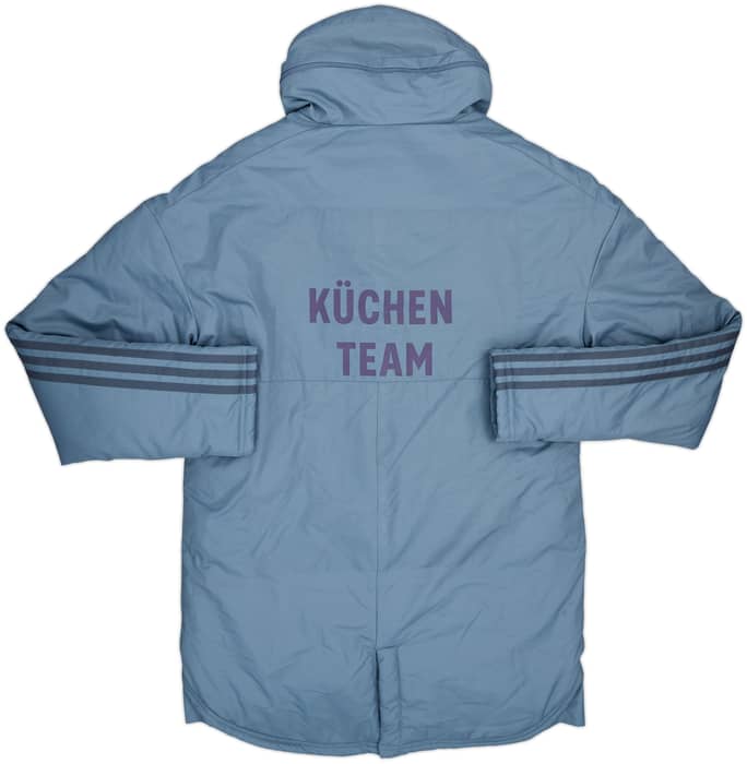 2018-19 Bayern Munich adidas Padded Bench Coat Kuchen Team (S)