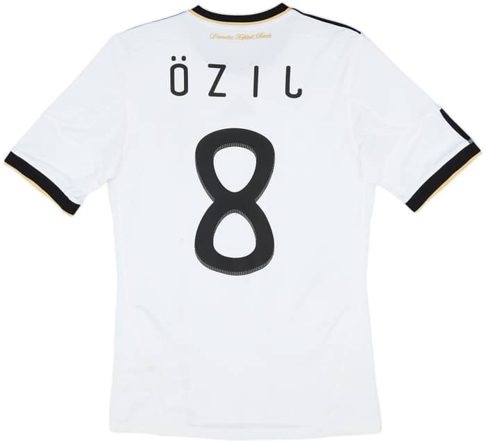 2010-11 Germany Home Shirt Ozil #8 - 7/10 - (S)