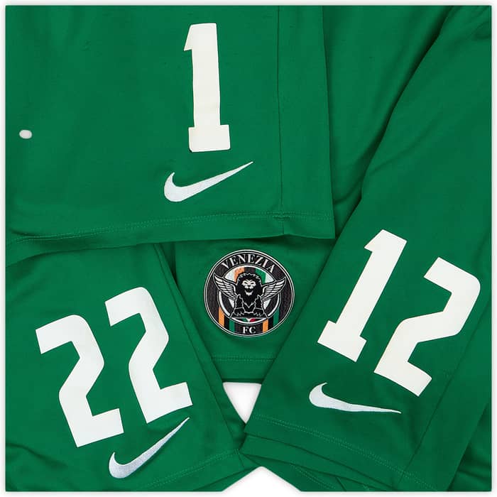 2017-18 Venezia GK Shorts # - 7/10 - (L)