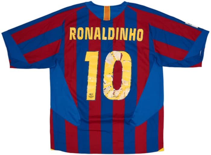 2005-06 Barcelona Home Shirt Ronaldinho #10 - 4/10 - (XL)