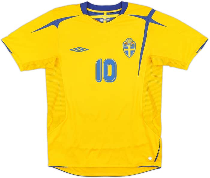 2005-06 Sweden Home Shirt Ibrahimovic #10 - 10/10 - (S)