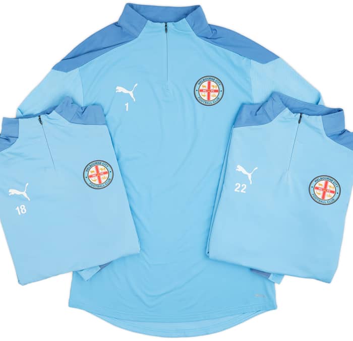 2021-22 Melbourne City Player Issue 1/4 Zip Training Top # - 3/10 - (L)