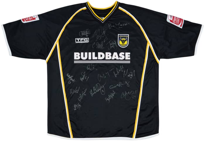 2004-06 Oxford United Match Issue Squad Signed Away Shirt Cominelli #33