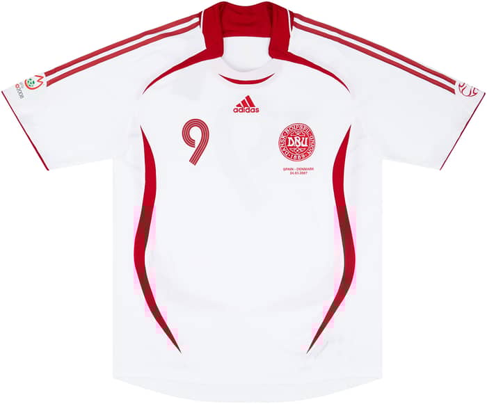 2007 Denmark Match Worn Away Shirt #9 (Tomasson) v Spain