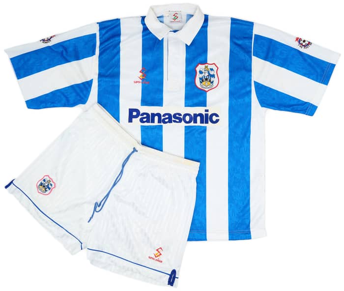 1995-96 Huddersfield Match Issue Home Kit #5 (Sinnott)