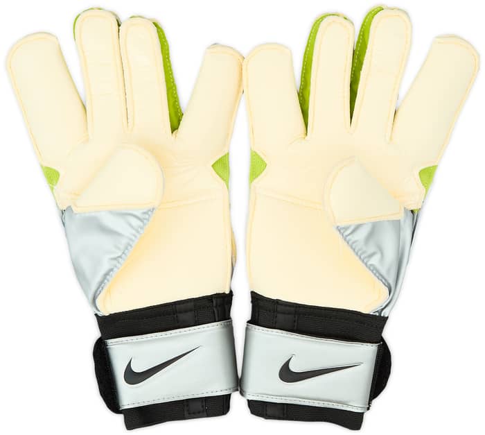 Nike Vapor Grip 3 GK Gloves (Size 8)