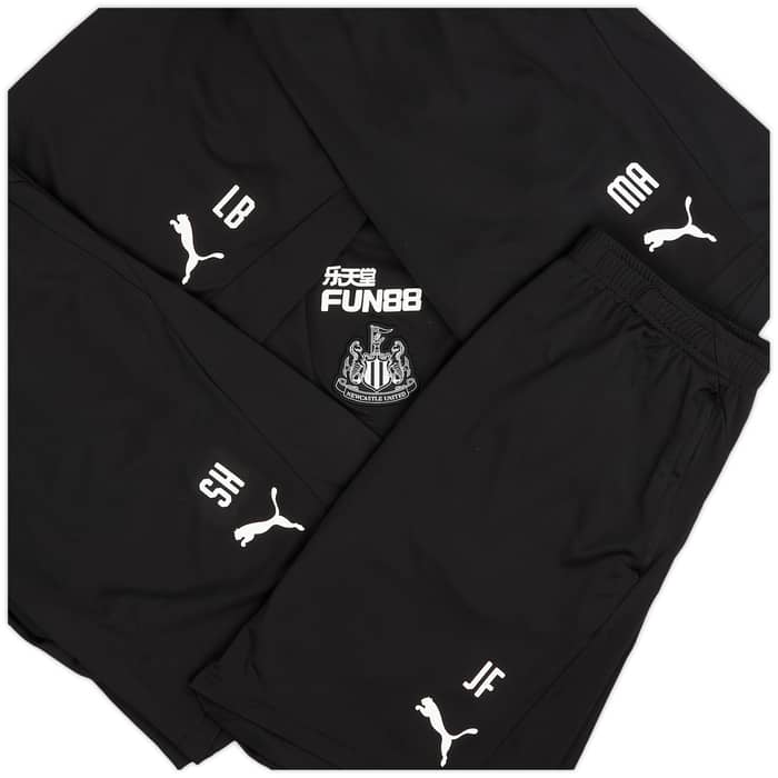 2019-20 Newcastle Staff Issue Training Shorts - 5/10