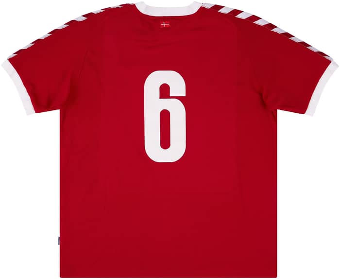 2003 Denmark Match Issue Home Shirt #6 (Helveg)