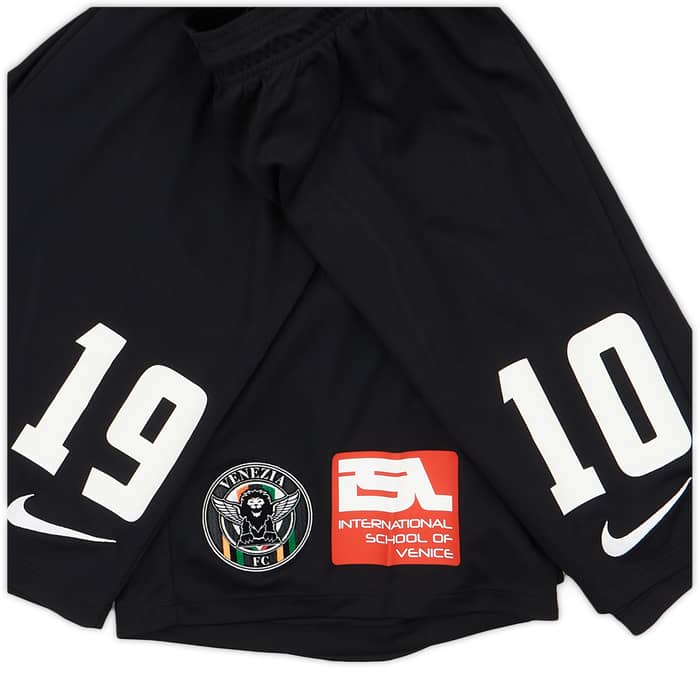 2016-17 Venezia Primavera Player Issue Home Shorts # - 7/10 - (L)