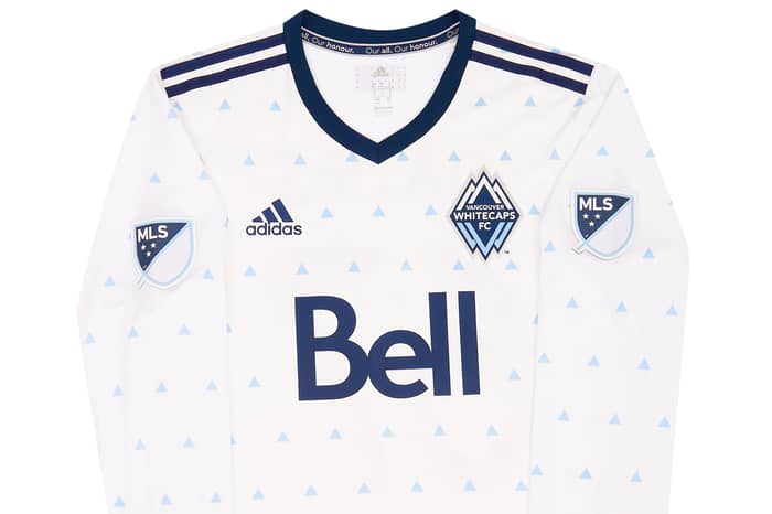2017 Vancouver Whitecaps Match Issue Signed Home L/S Shirt Davis #67
