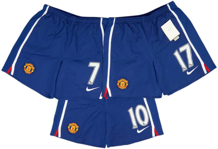 2008-10 Manchester United Away Shorts (M.Boys)