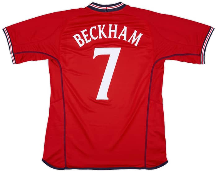 2002-04 England Away Shirt Beckham #7 (L)