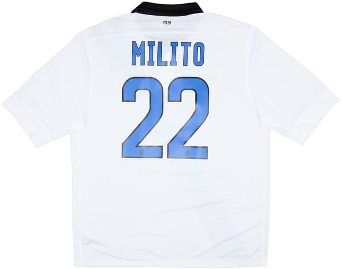 2011-12 Inter Milan Away Shirt Milito #22 (XL)