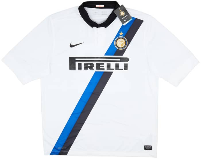 2011-12 Inter Milan Away Shirt Milito #22 (XL)