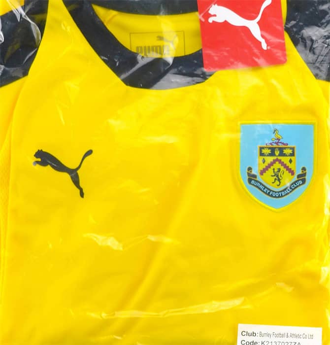 2018-19 Burnley GK Home Shirt (KIDS)
